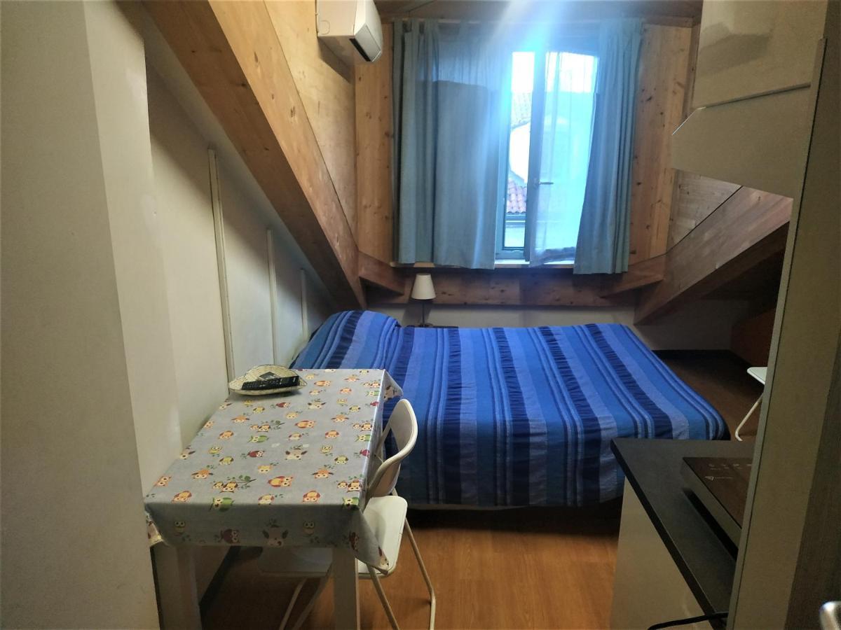 Ferienwohnung Mansarda Arel Turin Exterior foto