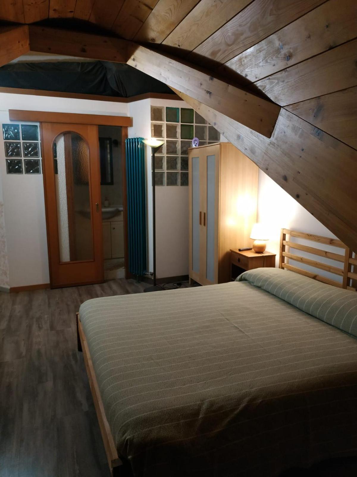 Ferienwohnung Mansarda Arel Turin Exterior foto
